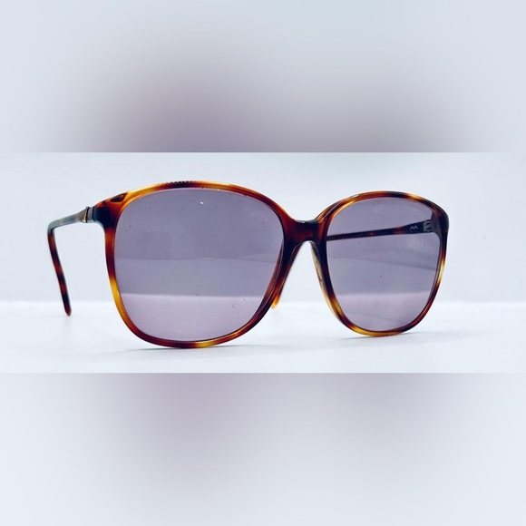 Vintage Cosmopolitan Tortoise Oval Sunglasses Frames Only - Picture 1 of 8